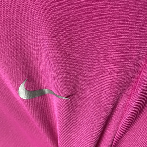 Nike athletic tee, loose fit breezy - Picture 2 of 4